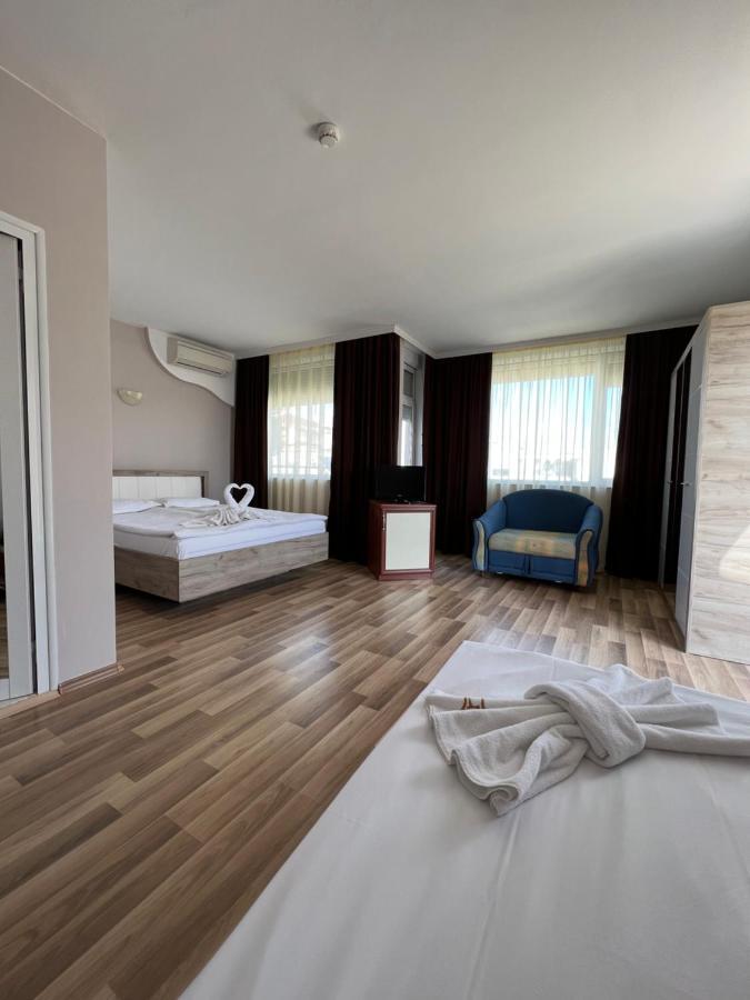 Hotel Incognito Pomorie Exteriér fotografie